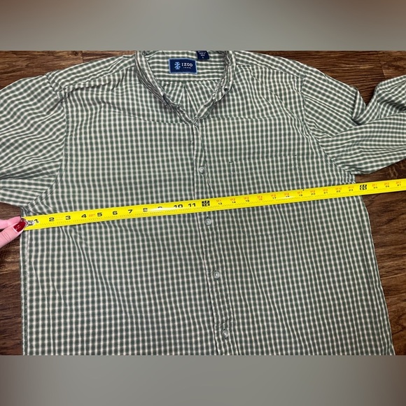 IZOD Dress Shirt Size Large - Picture 3 of 7